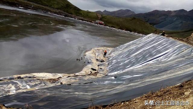人工湖专用防渗膜_hdpe防渗膜人工湖_人工湖防渗漏